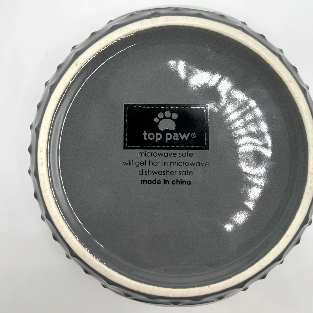 Cat Food Bowl - no chips!